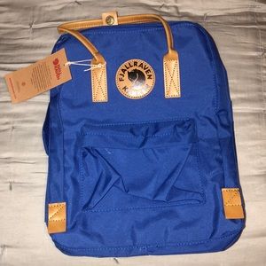 Fjallraven Kanken #2 Backpack